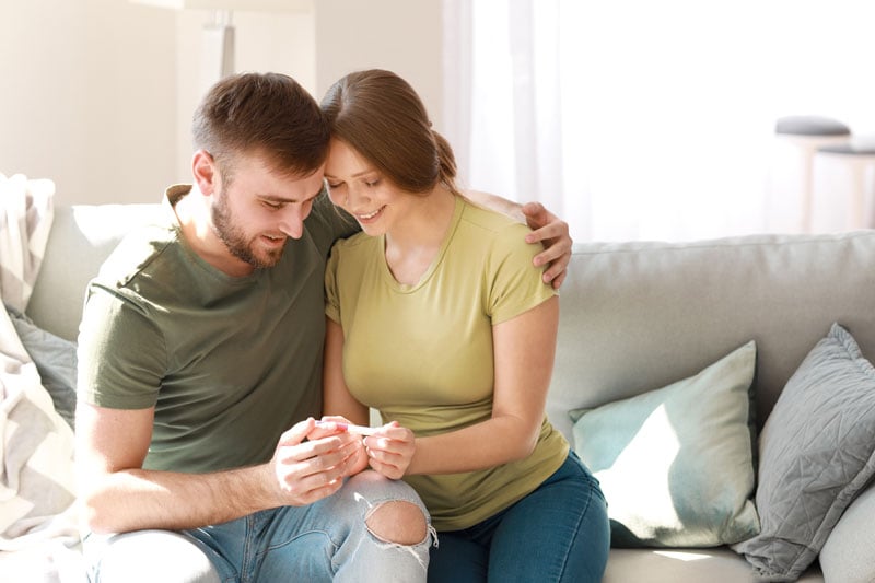 happy-couple-just-found-out-they-are-pregnant