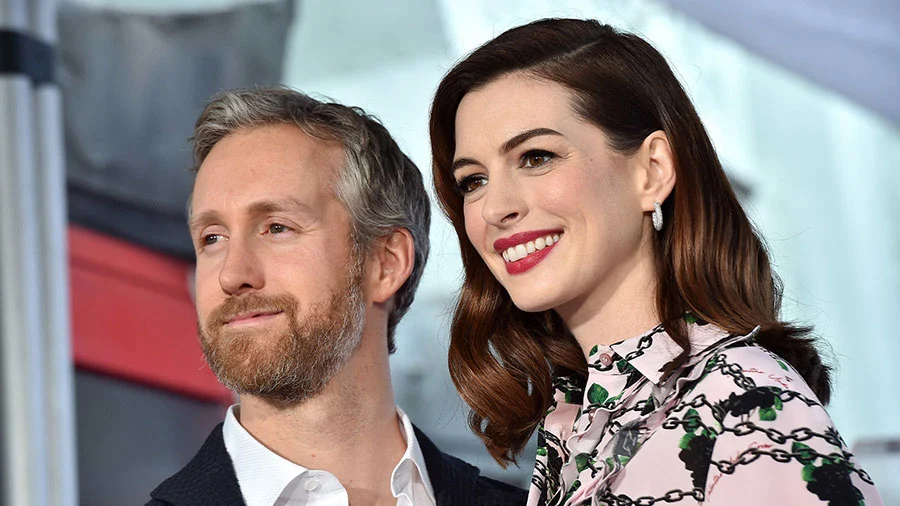 Anne Hathaway Reveals Pregnancy After Fertility Struggles